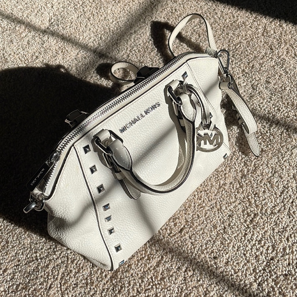 White Michael Kors handbag